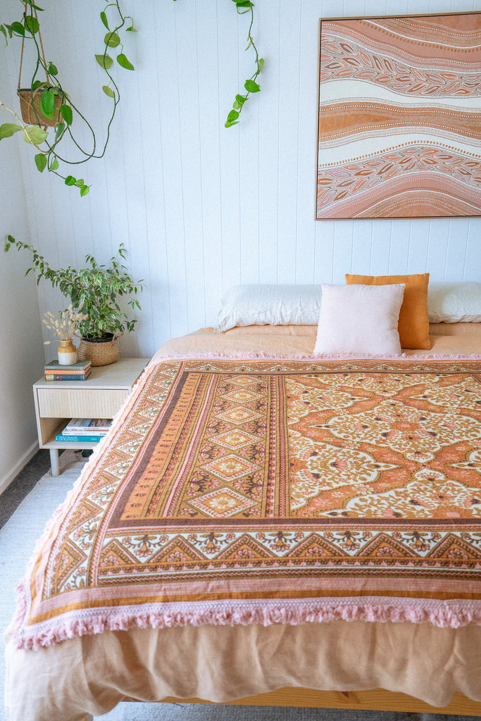 The Lily Travel Rug