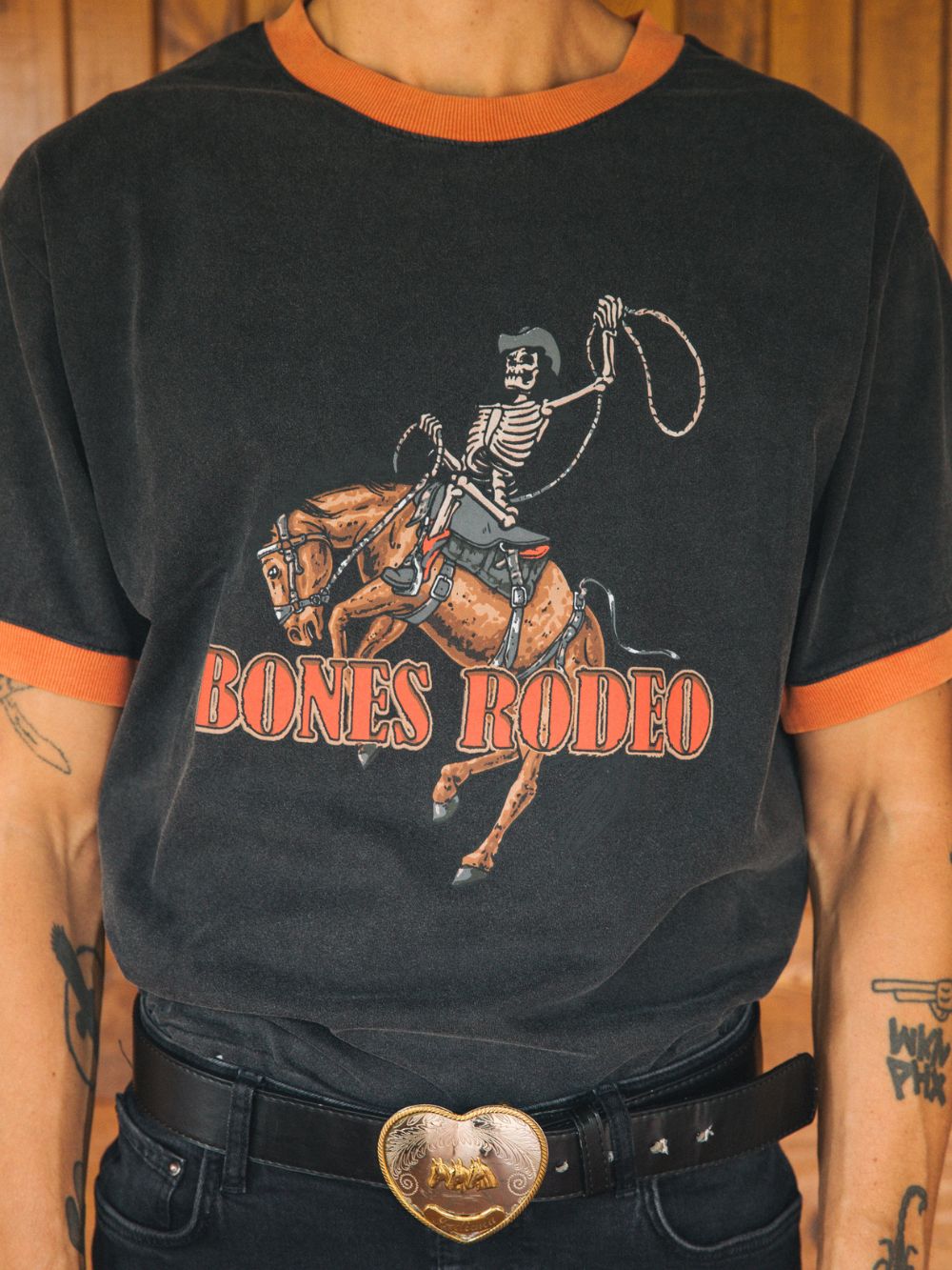 Bones Rodeo Ringer Tee - Washed Black / Red