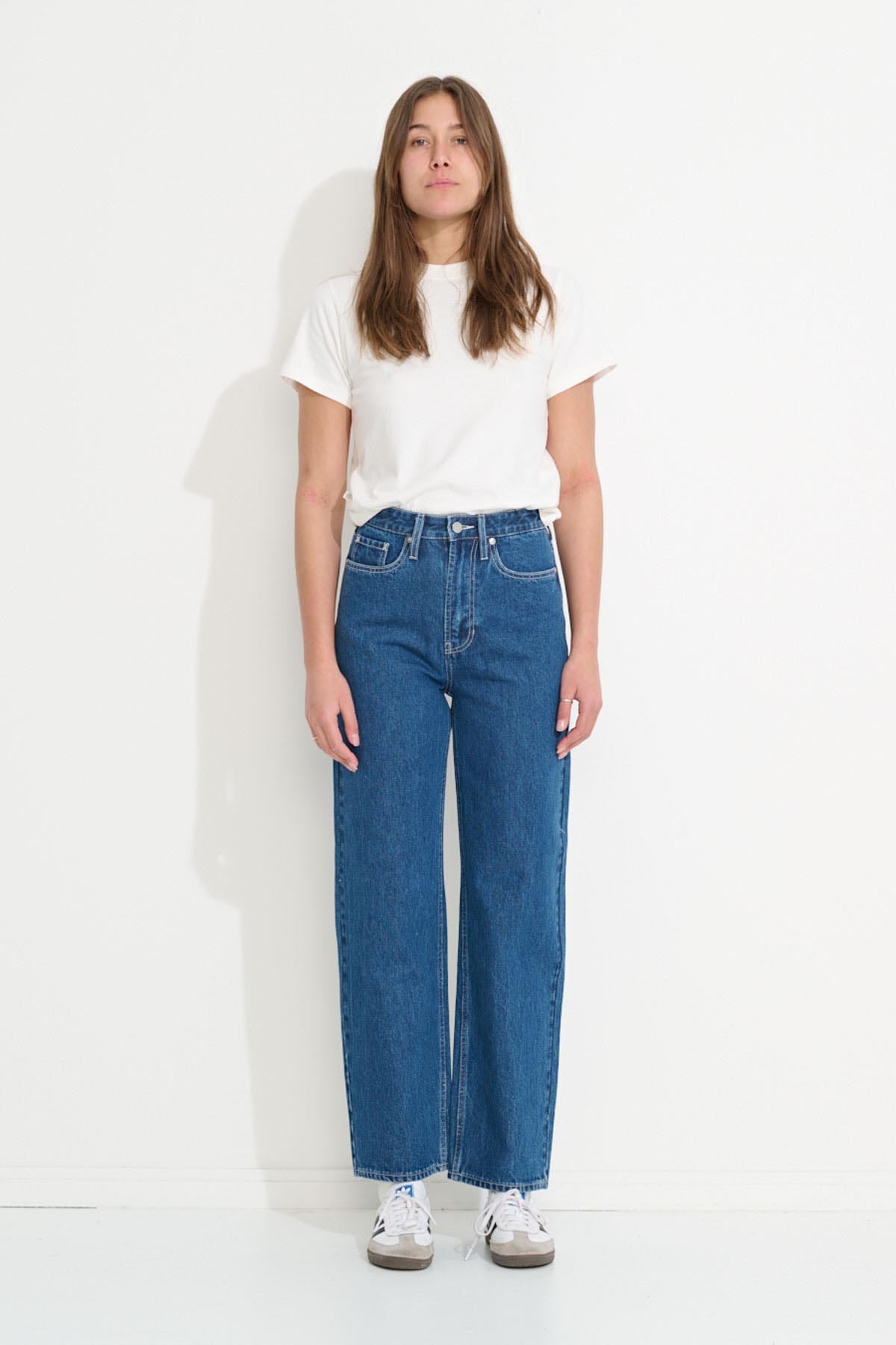 Women's Makers Straight Jean - Indigo