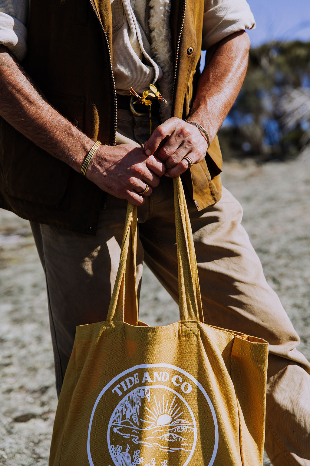 Tide & Co Goods Tote - Daisy