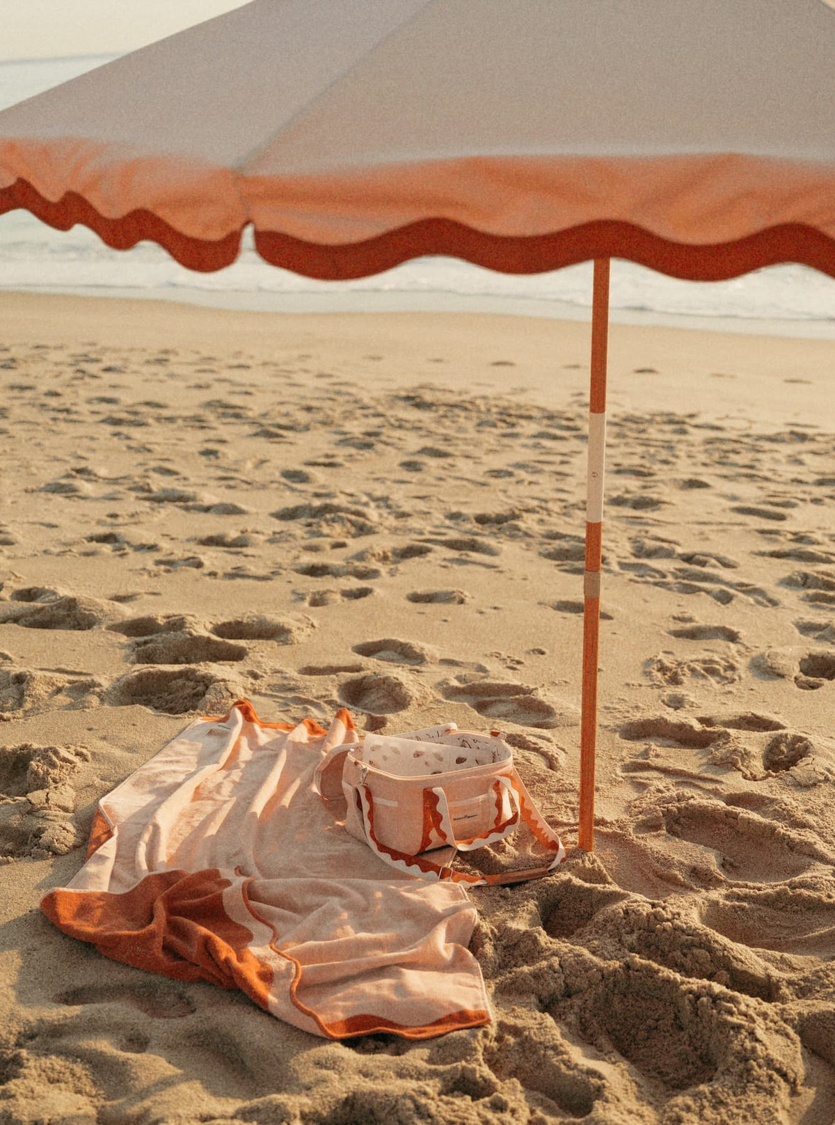 The Beach Towel - Riviera Pink