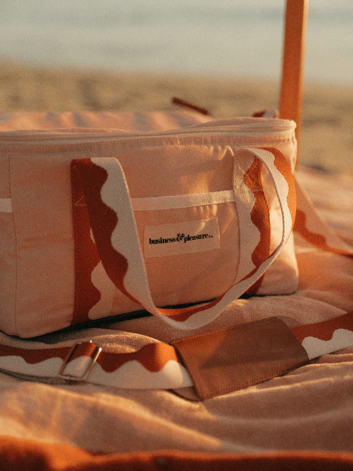 The Premium Cooler Bag - Riviera Pink