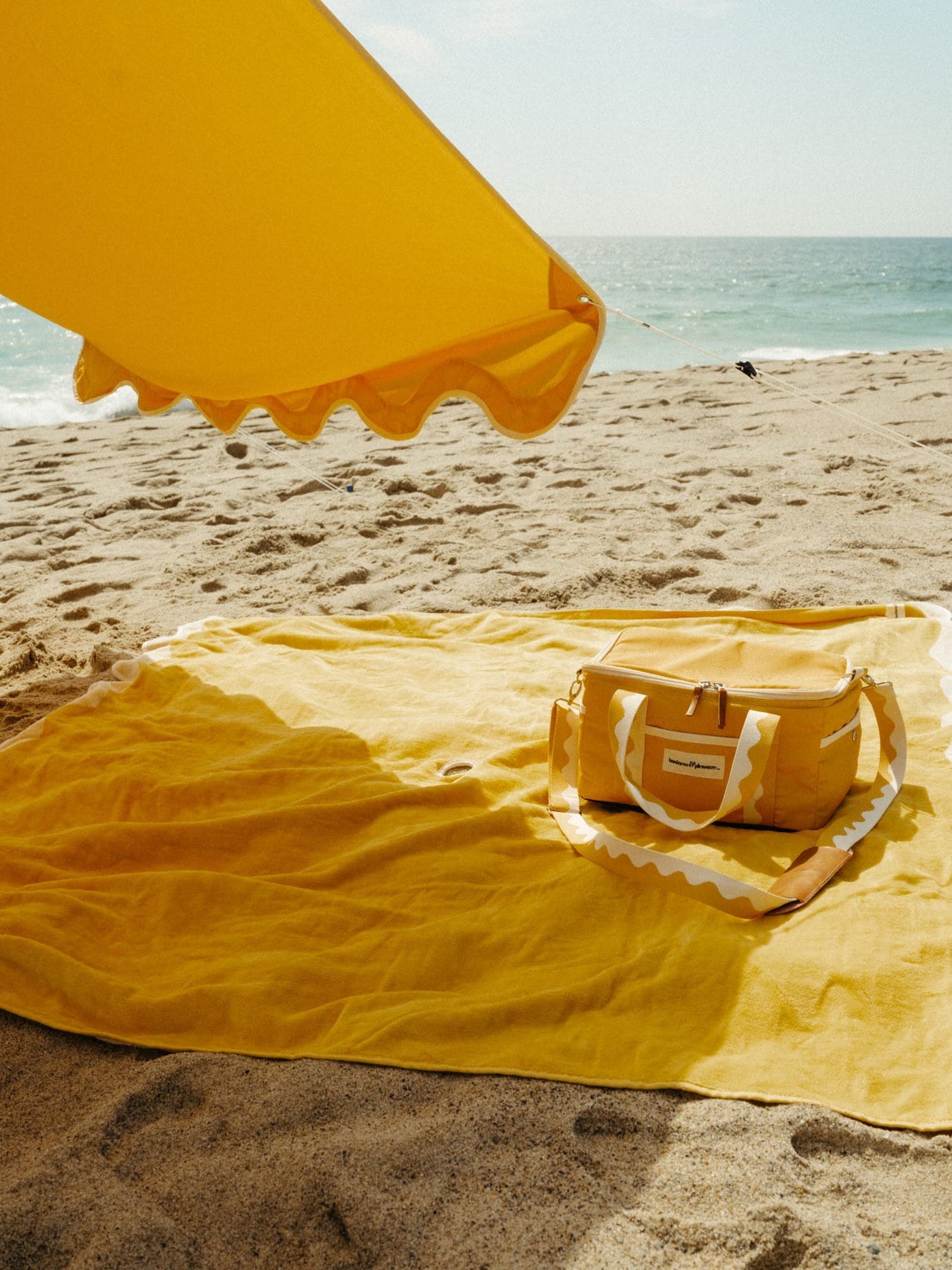 The Premium Beach Tent - Riviera Mimosa