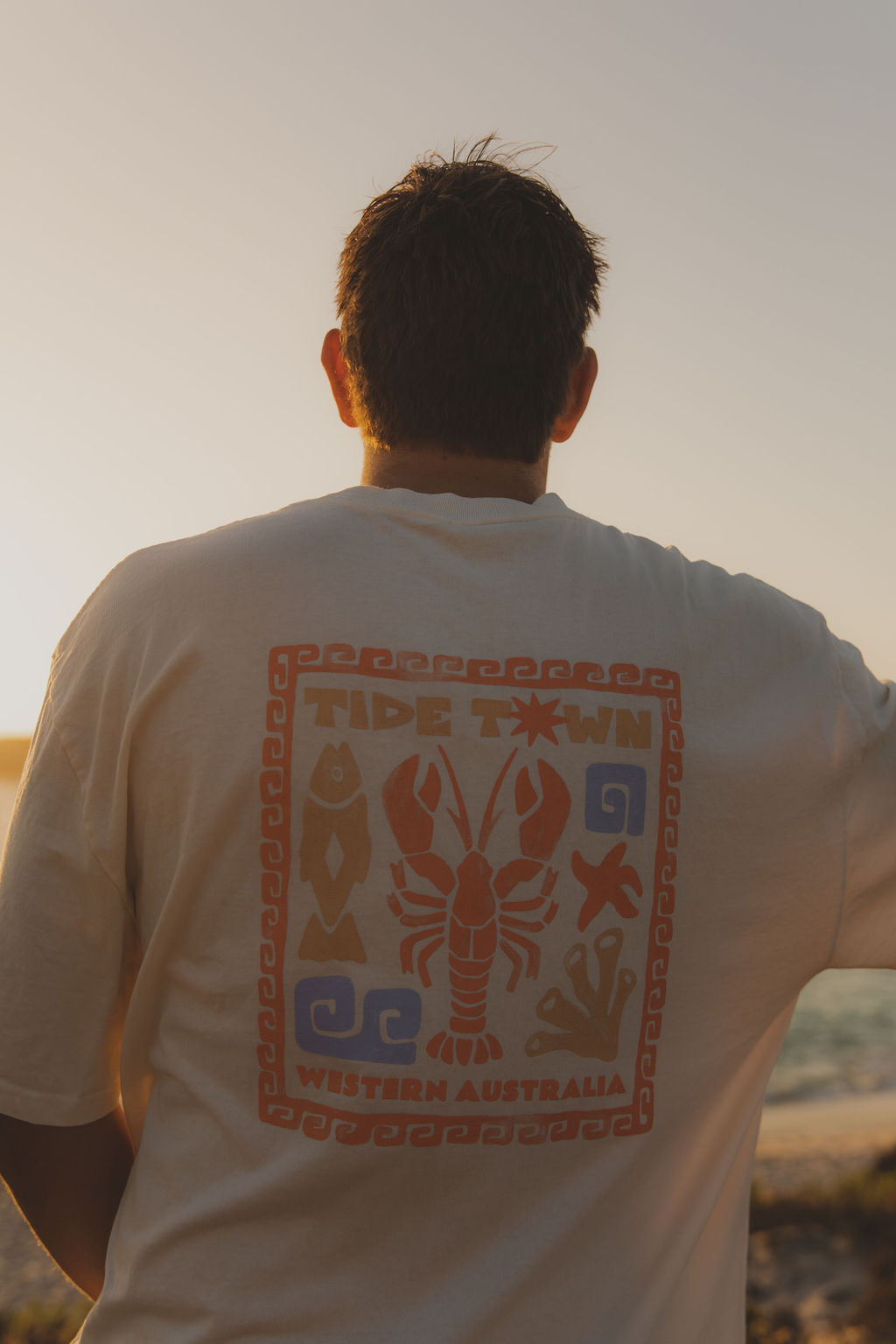 TIDE TOWN Tee - Light Sand