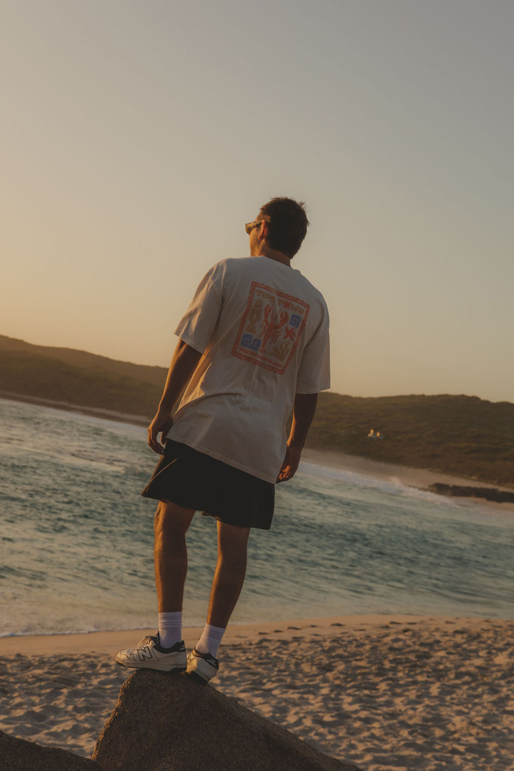 TIDE TOWN Tee - Light Sand