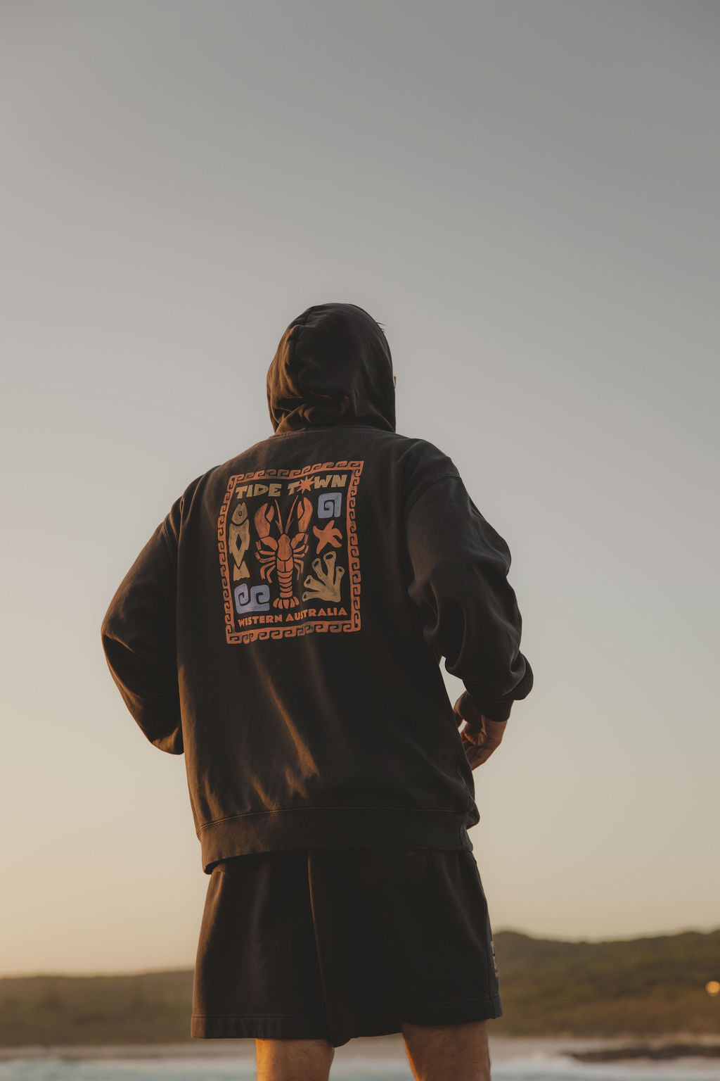 TIDE TOWN Hood - Black