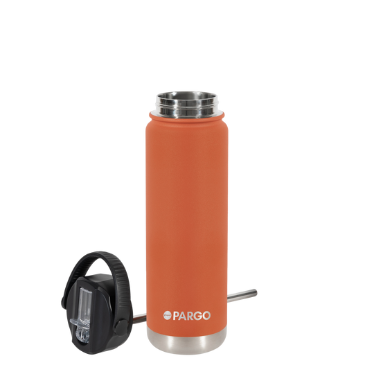 Tide & Co X Project Pargo Insulated Bottle w/ Straw Lid 750mL - Outback Red